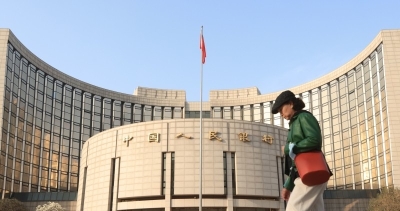 潘功胜：人民币国际化取得积极进展