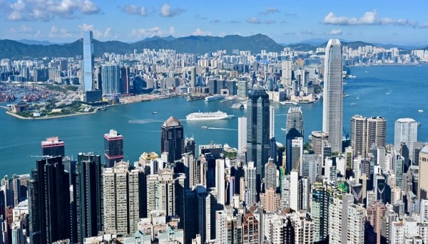 陈茂波：香港国际金融中心地位继续巩固提升