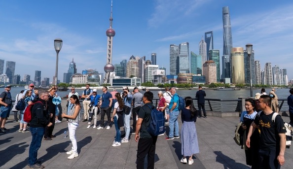 外媒观察：全球金融市场风雨飘摇，中国资产风景这边独好