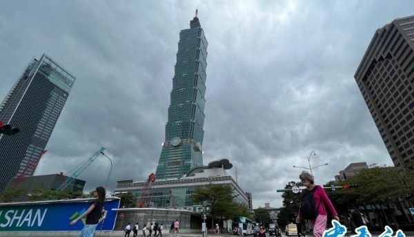 三重压力汇聚　新台币贬势凌厉